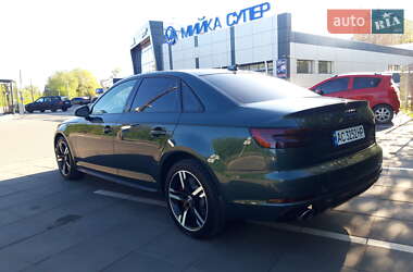 Седан Audi A4 2016 в 