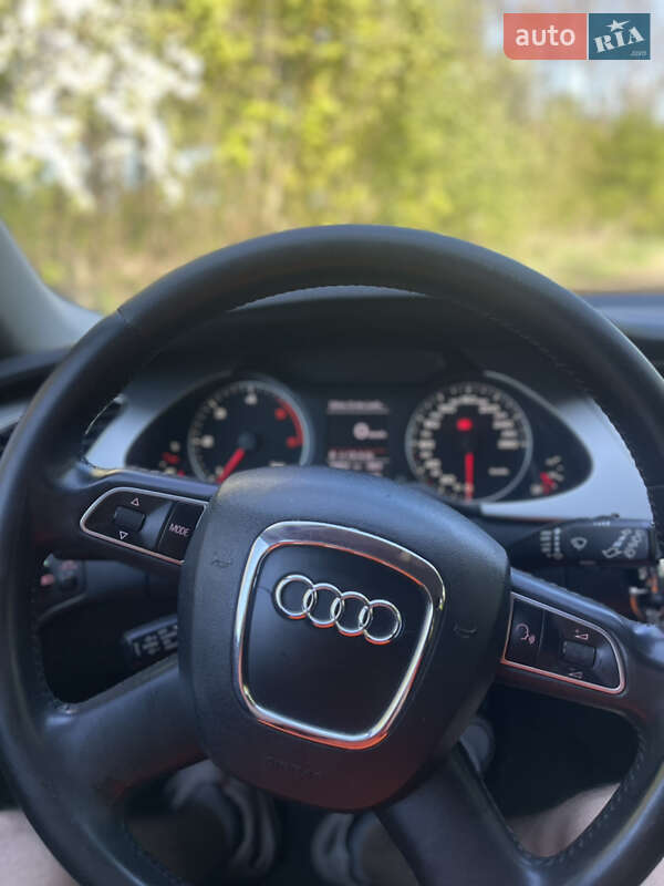 Універсал Audi A4 2011 в Тернополі