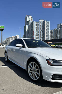 Седан Audi A4 2014 в 