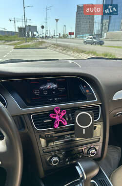 Седан Audi A4 2014 в 