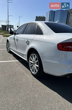 Седан Audi A4 2014 в 