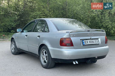 Седан Audi A4 1995 в 