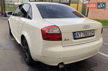 Седан Audi A4 2001 в 
