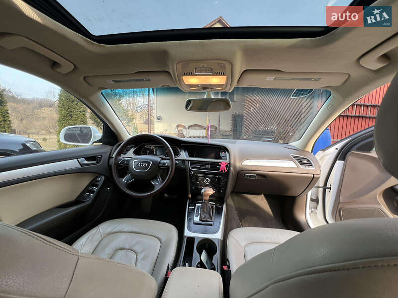 Седан Audi A4 2013 в Хусте