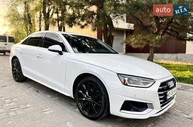 Седан Audi A4 2021 в Дніпрі