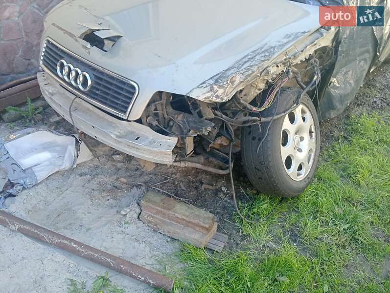 Универсал Audi A4 2002 в Львове