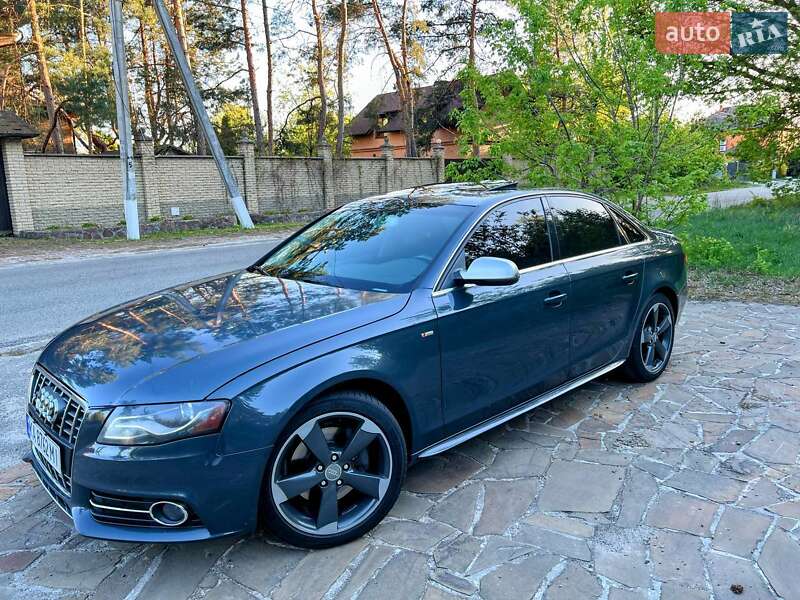 Седан Audi A4 2011 в 