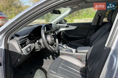 Седан Audi A4 2018 в 