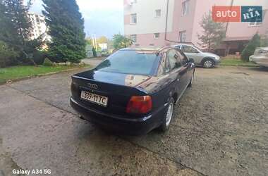 Седан Audi A4 1996 в 