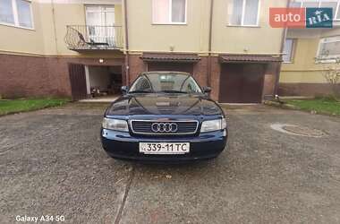 Седан Audi A4 1996 в 