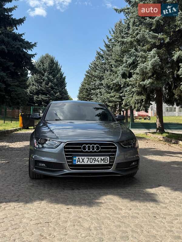 Седан Audi A4 2015 в Кропивницькому