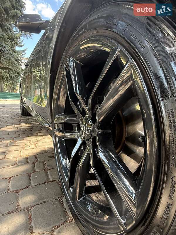 Седан Audi A4 2015 в Кропивницькому