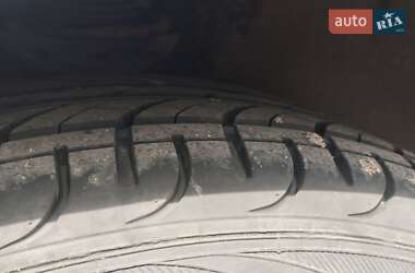 Седан Audi A4 1995 в 