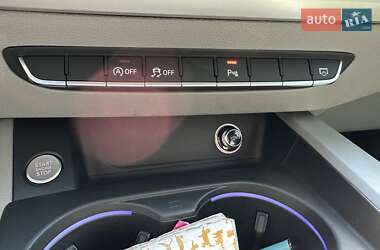 Универсал Audi A4 2016 в 