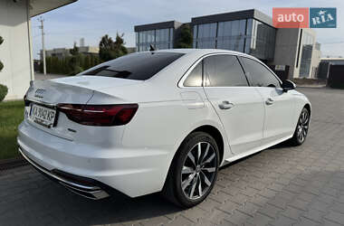 Седан Audi A4 2020 в 
