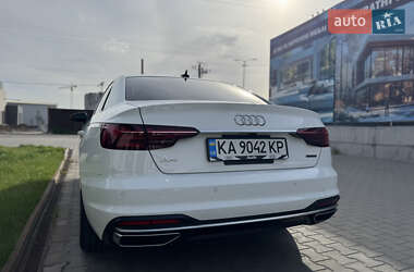 Седан Audi A4 2020 в 