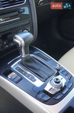 Седан Audi A4 2012 в 