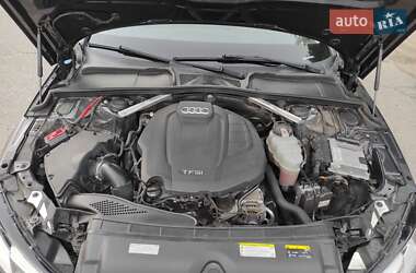 Седан Audi A4 2019 в 