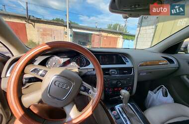 Седан Audi A4 2010 в 