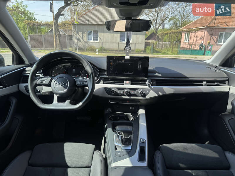 Универсал Audi A4 2020 в Сваляве
