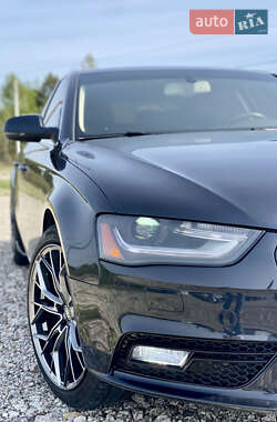 Седан Audi A4 2012 в 