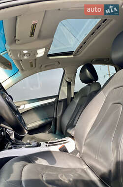 Седан Audi A4 2012 в 