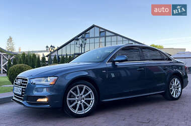 Седан Audi A4 2015 в 