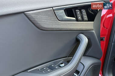 Седан Audi A4 2023 в 