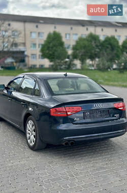 Седан Audi A4 2014 в 
