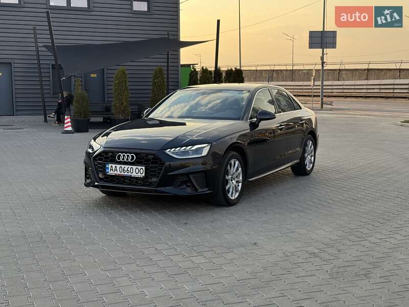 Audi A4 2022