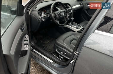 Седан Audi A4 2012 в 