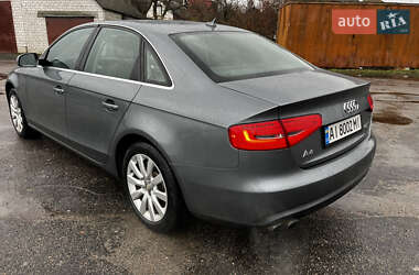 Седан Audi A4 2012 в 