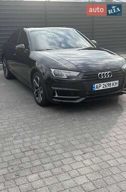 Седан Audi A4 2019 в 