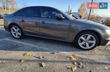 Седан Audi A4 2013 в 