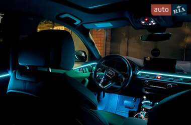 Седан Audi A4 2023 в 