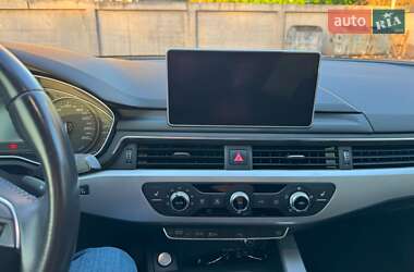 Седан Audi A4 2017 в 