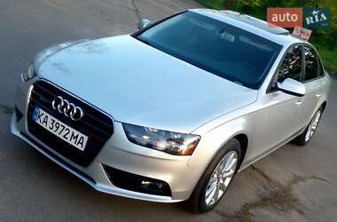 Седан Audi A4 2012 в 