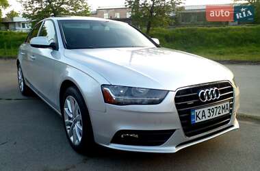 Седан Audi A4 2012 в 