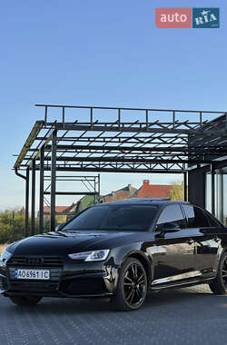 Седан Audi A4 2016 в 