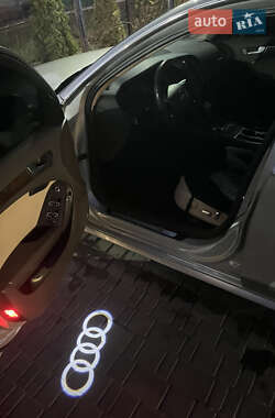 Седан Audi A4 2013 в 
