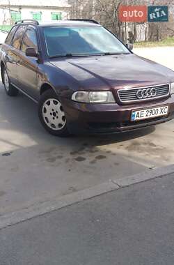 Универсал Audi A4 1996 в Днепре
