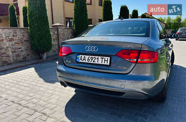 Седан Audi A4 2011 в 