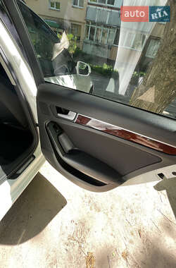 Универсал Audi A4 2010 в 