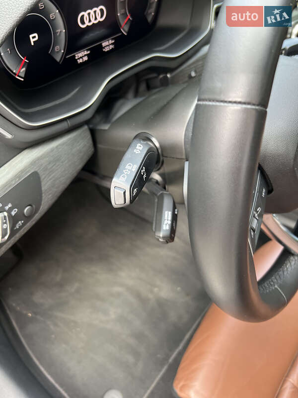 Седан Audi A4 2022 в Киеве