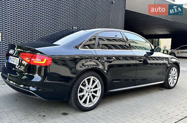 Седан Audi A4 2016 в Львове