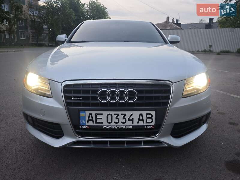 Седан Audi A4 2011 в Кривому Розі