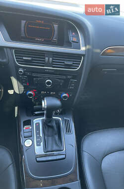 Седан Audi A4 2015 в 