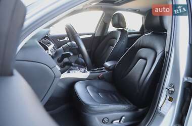Седан Audi A4 2012 в 