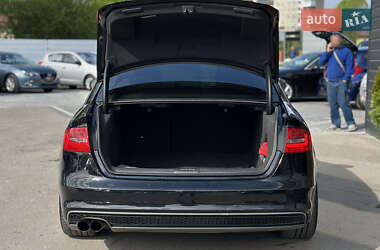 Седан Audi A4 2014 в 