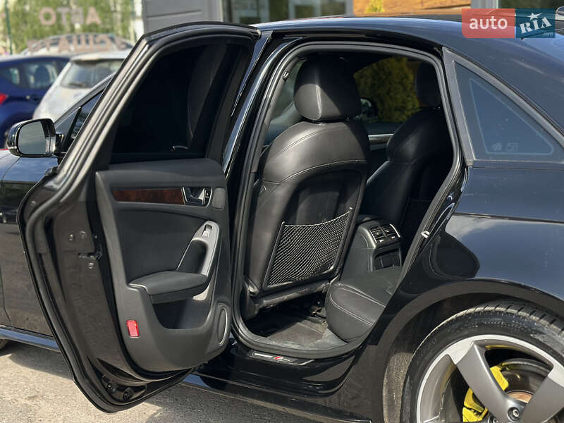 Седан Audi A4 2014 в Шептицькому